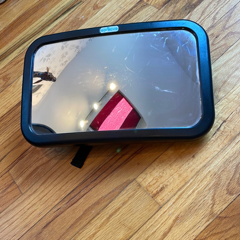 Rear view facing mirror for car seat